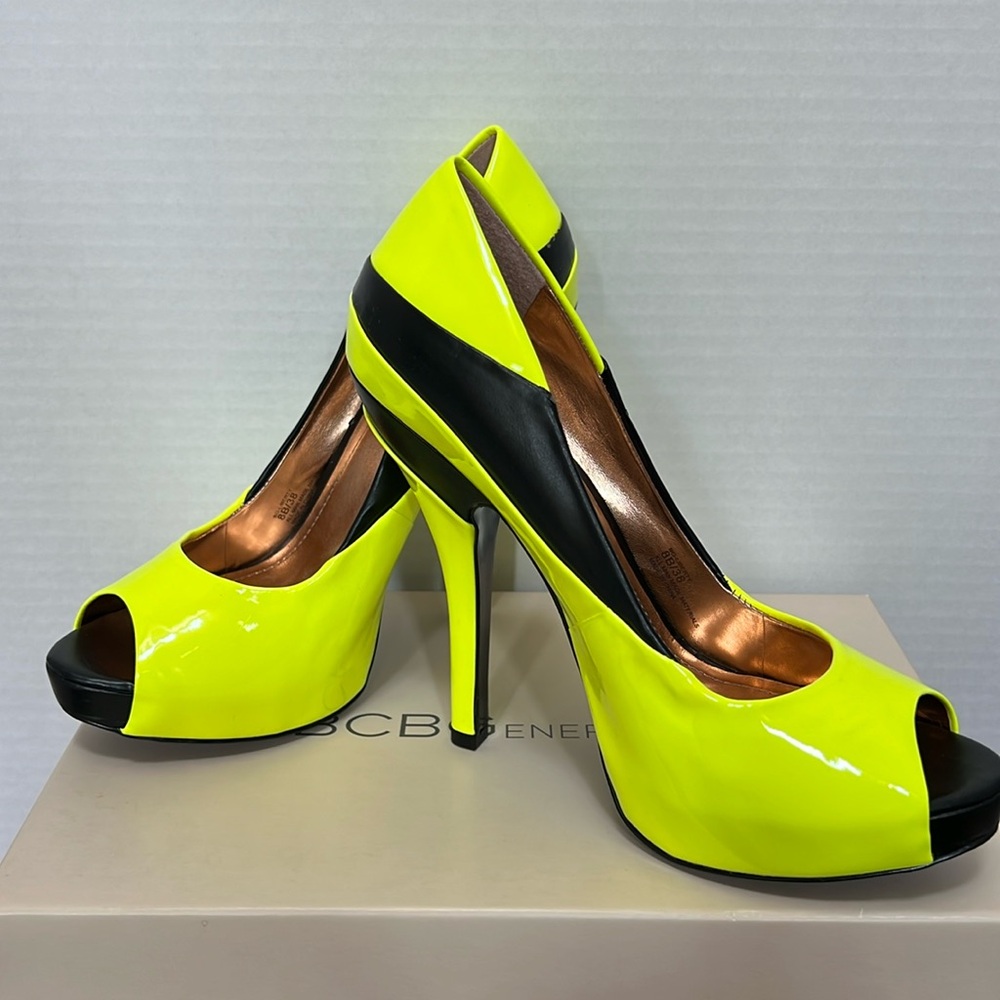 BCBG Generation 8B Neon and Black Platform Heels